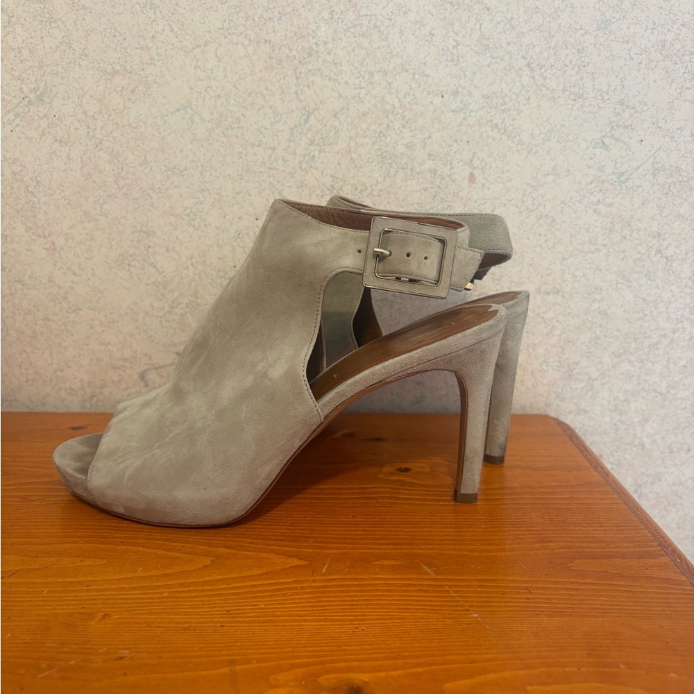 Via Spiga peep-toe ankle strap sandals beige suede size 7